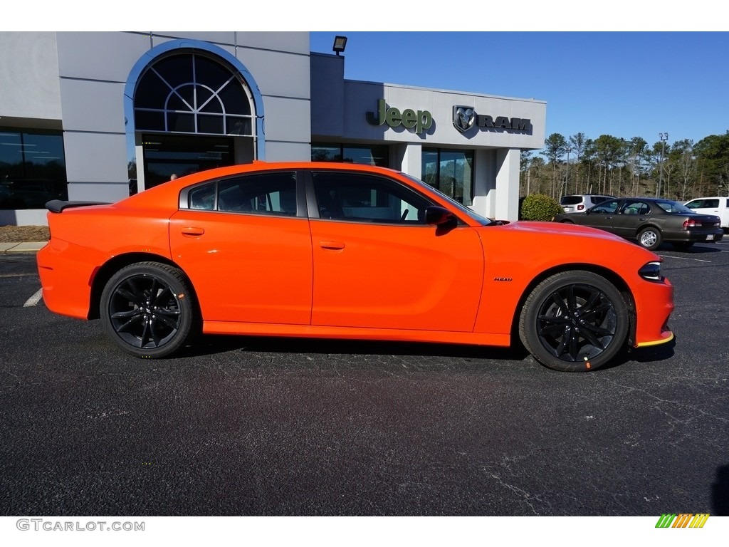 2018 Charger R/T - Go Mango / Black photo #7
