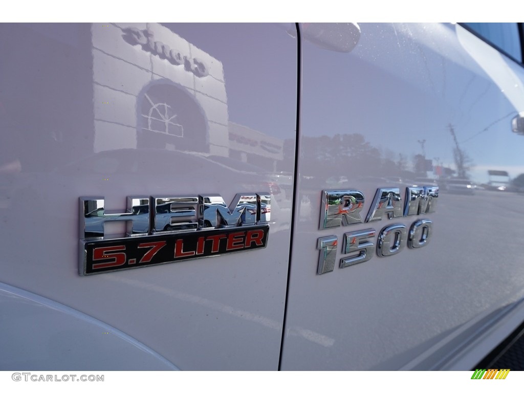 2018 1500 Laramie Crew Cab - Bright White / Black photo #13
