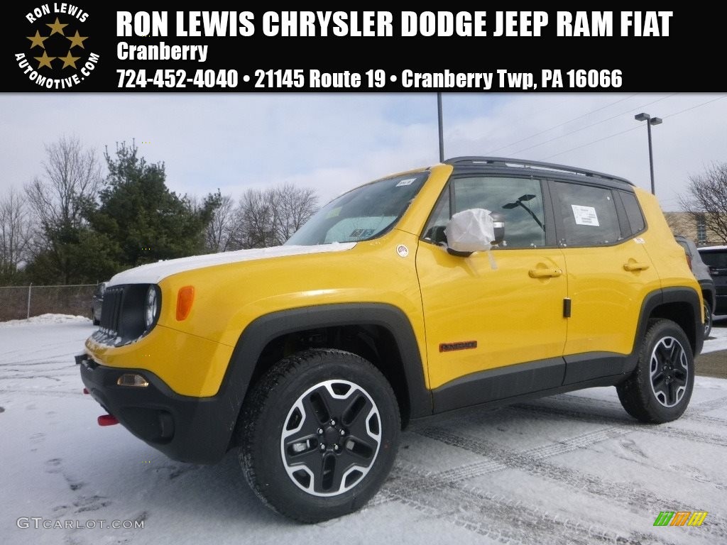 2017 Renegade Trailhawk 4x4 - Solar Yellow / Black photo #1