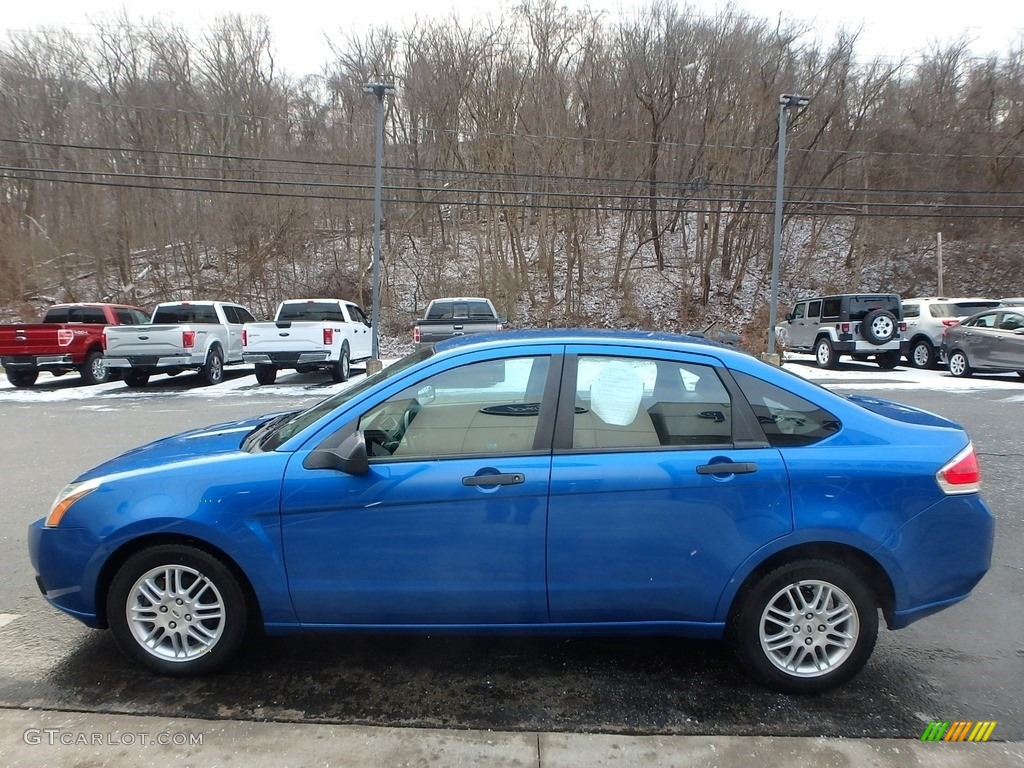 2010 Focus SE Sedan - Blue Flame Metallic / Charcoal Black photo #5