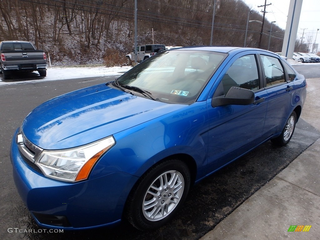 2010 Focus SE Sedan - Blue Flame Metallic / Charcoal Black photo #6
