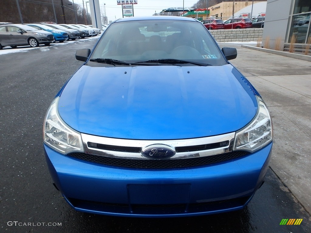 2010 Focus SE Sedan - Blue Flame Metallic / Charcoal Black photo #7