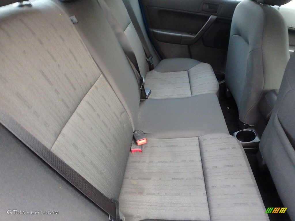 2010 Focus SE Sedan - Blue Flame Metallic / Charcoal Black photo #13