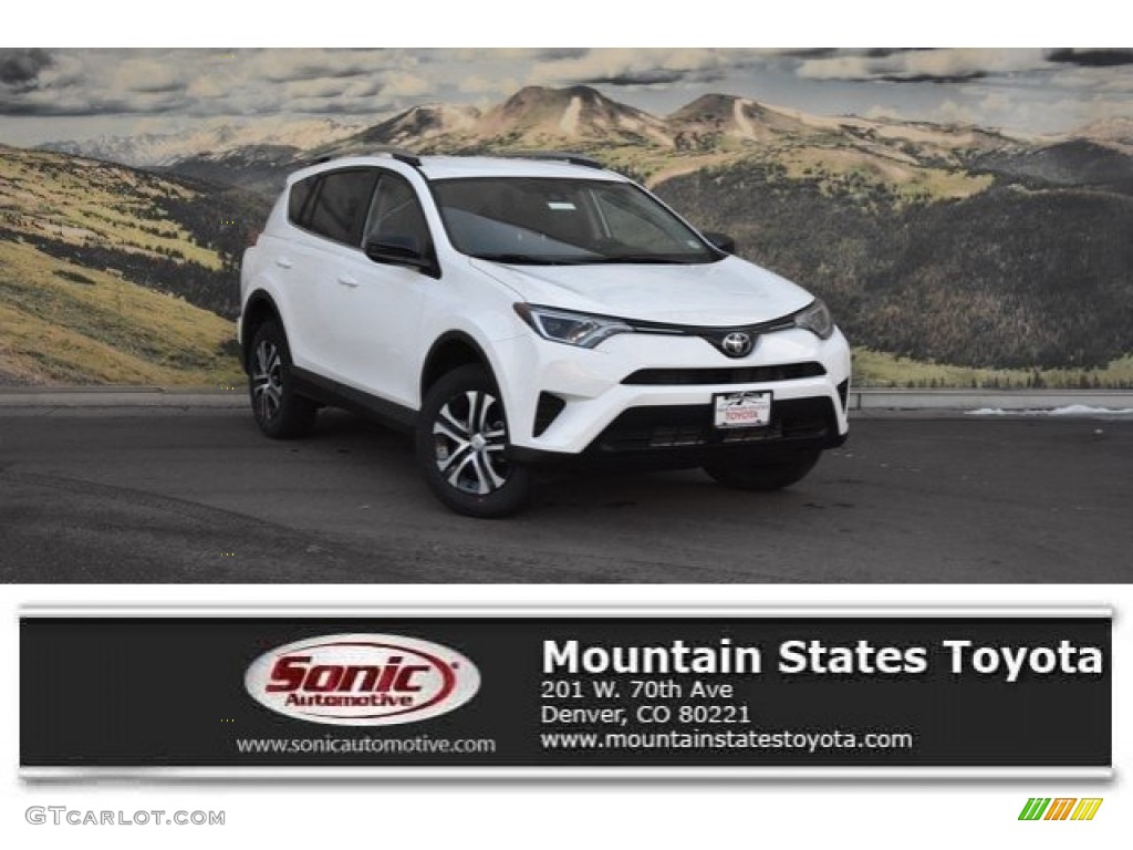 2018 RAV4 LE AWD - Super White / Black photo #1