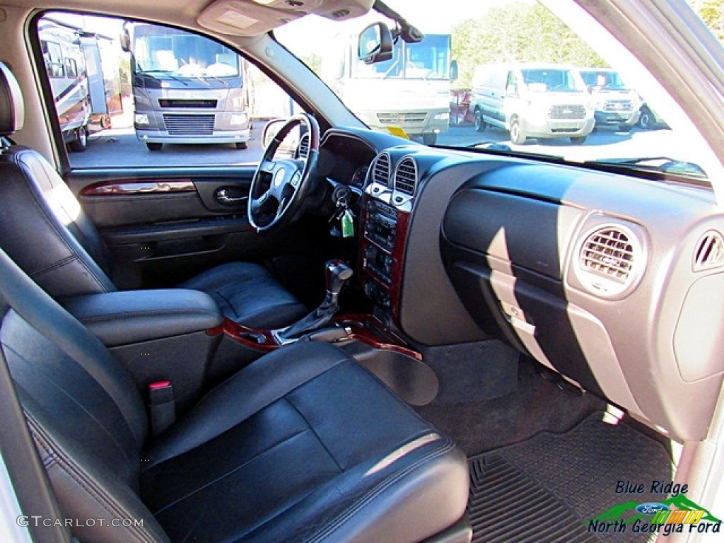 2007 Envoy Denali 4x4 - Summit White / Ebony photo #28