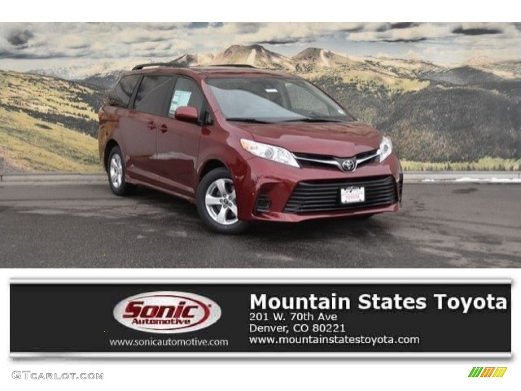 2018 Sienna LE - Salsa Red Pearl / Gray photo #1