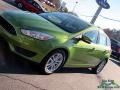 2018 Outrageous Green Ford Focus SE Hatch  photo #29
