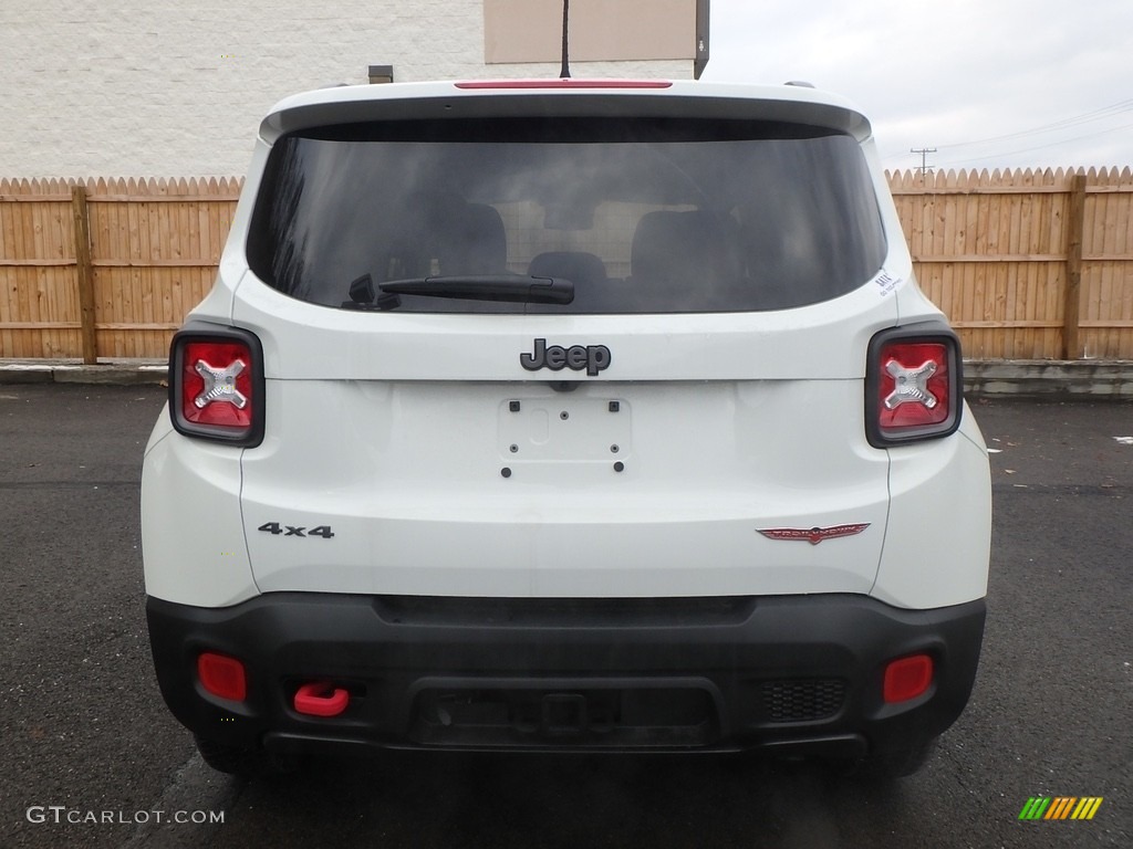 2017 Renegade Trailhawk 4x4 - Alpine White / Black photo #4