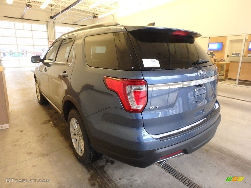 2018 Explorer XLT 4WD - Blue Metallic / Ebony Black photo #3