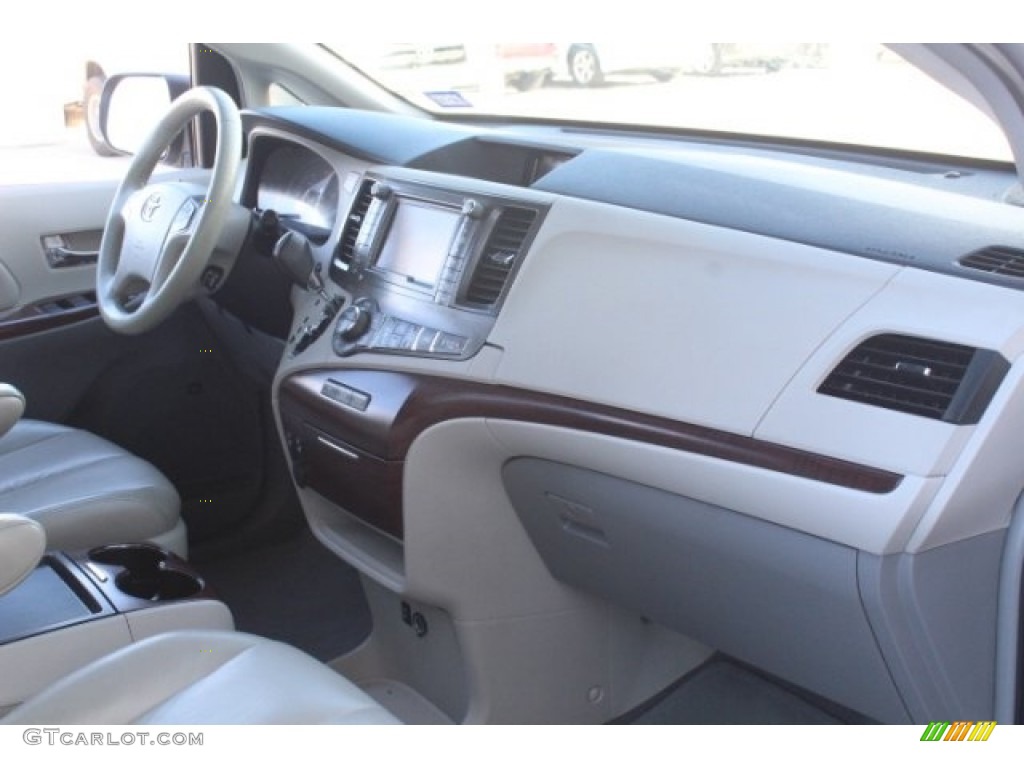 2011 Sienna XLE - Silver Sky Metallic / Light Gray photo #33