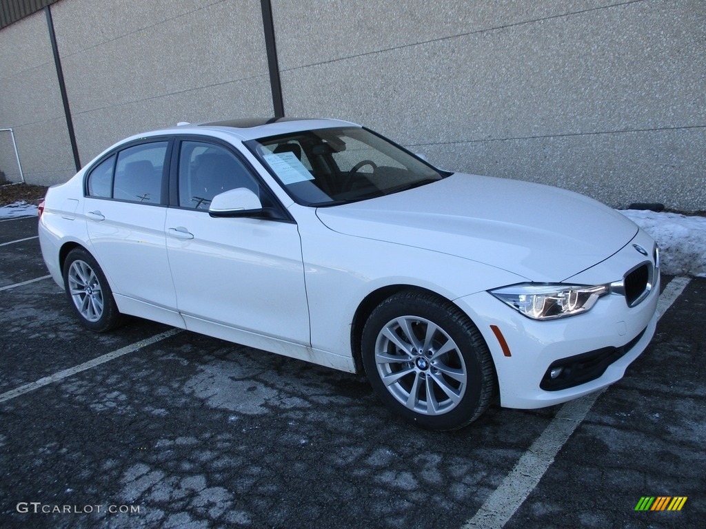 2018 3 Series 320i xDrive Sedan - Alpine White / Black photo #1