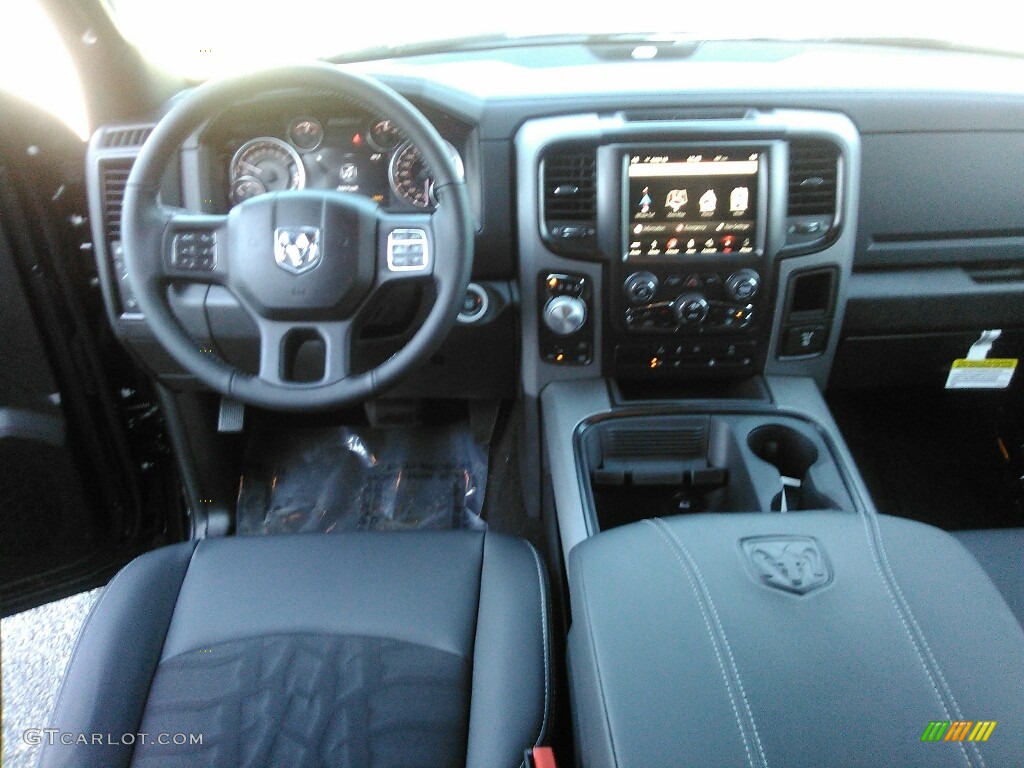 2018 1500 Rebel Crew Cab 4x4 - Brilliant Black Crystal Pearl / Black photo #7