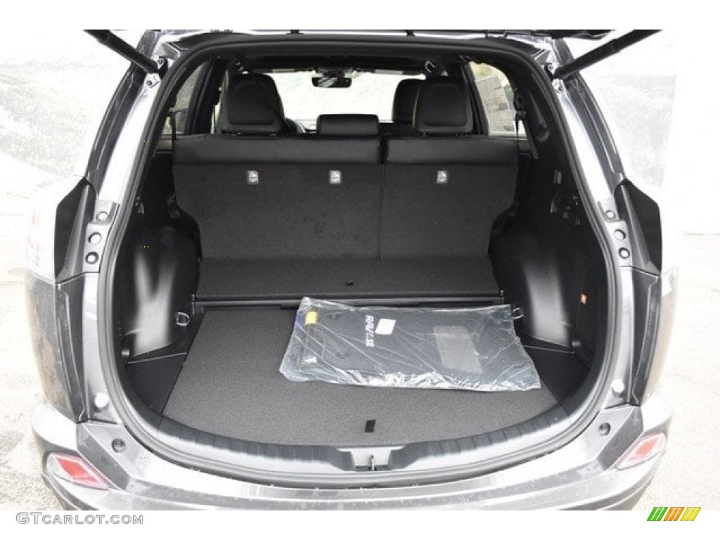 2018 Toyota RAV4 SE AWD Hybrid Trunk Photo #125099054