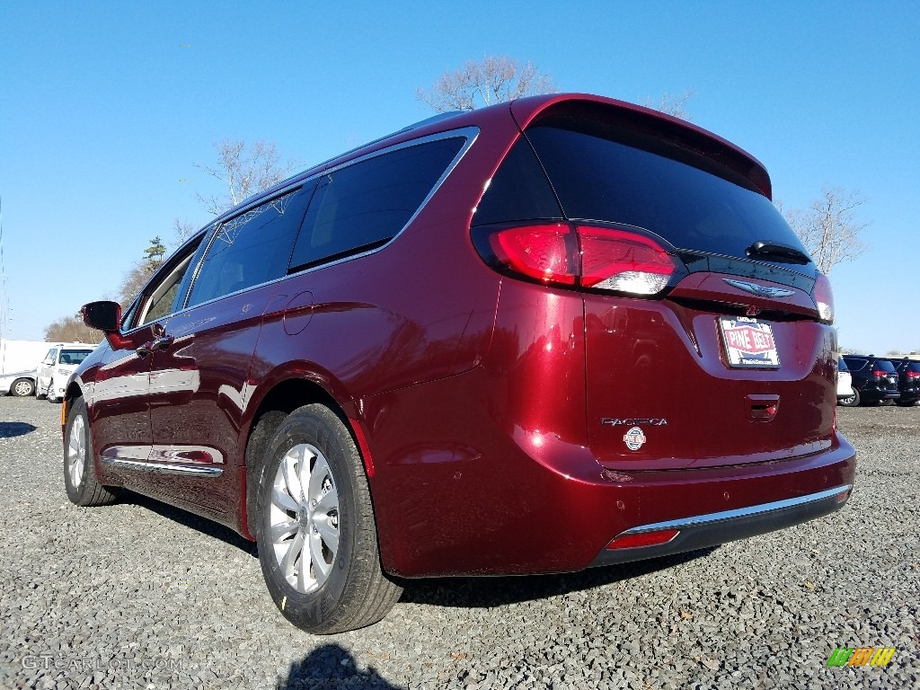 2018 Pacifica Touring L Plus - Velvet Red Pearl / Black/Alloy photo #4