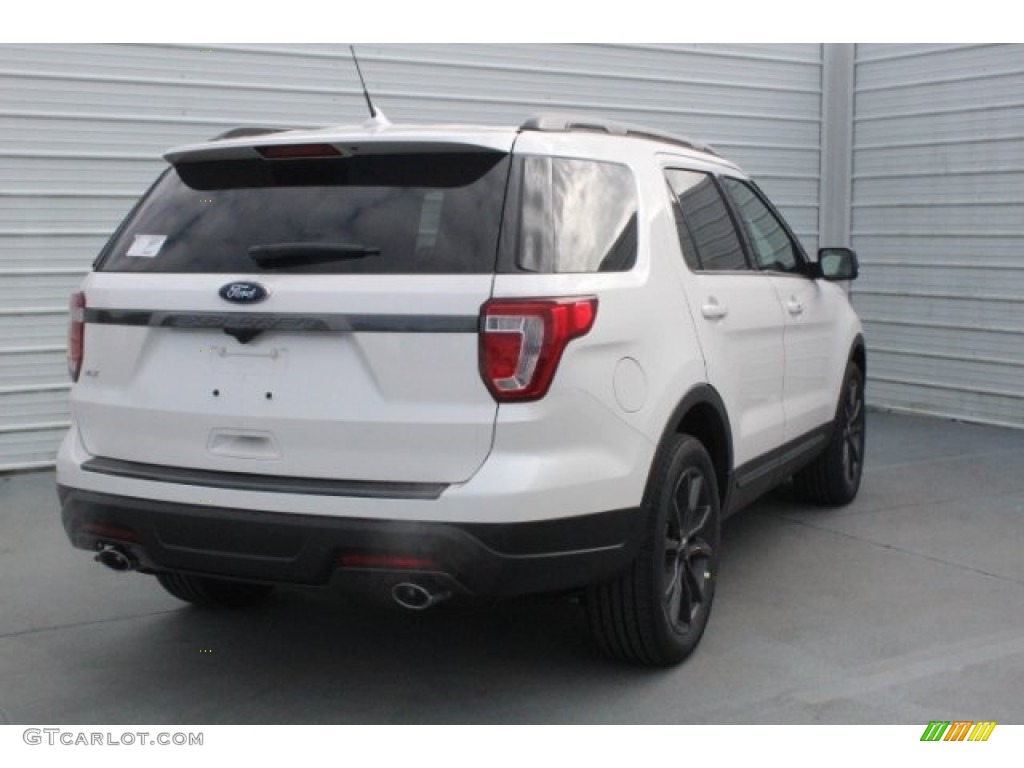 2018 Explorer XLT - White Platinum / Ebony Black photo #9
