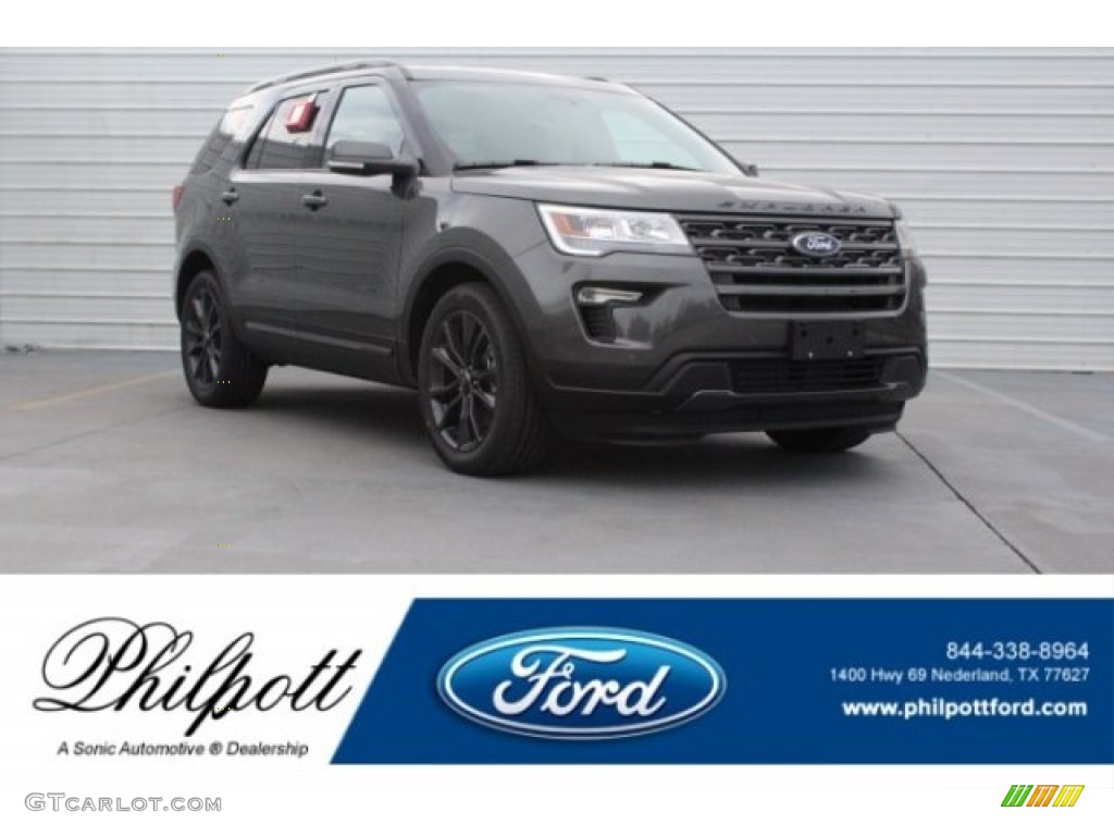 2018 Explorer XLT - Magnetic Metallic / Ebony Black photo #1