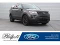 2018 Magnetic Metallic Ford Explorer XLT  photo #1