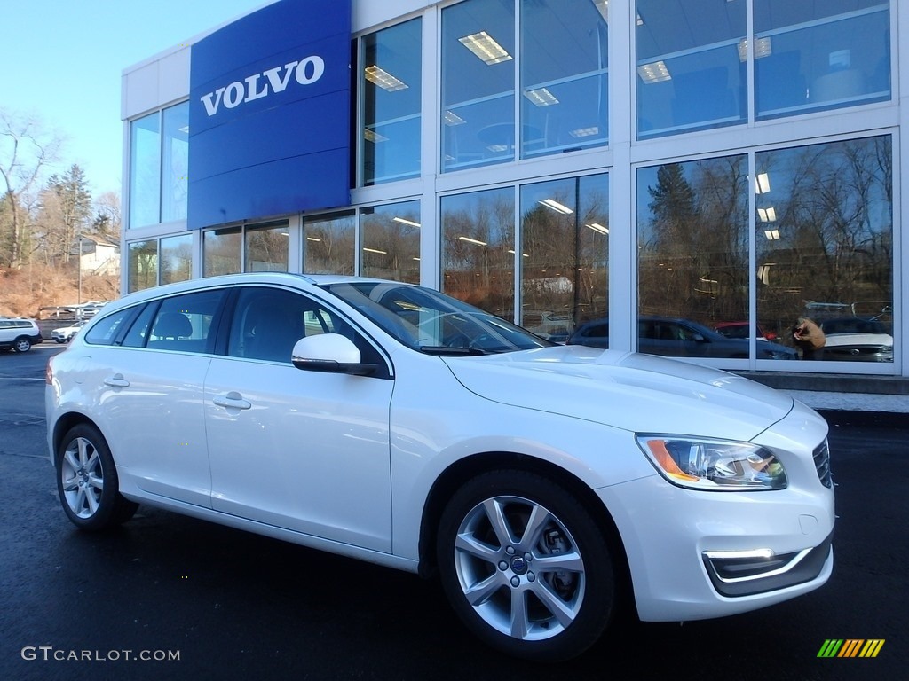 Ice White 2017 Volvo V60 T5 AWD Exterior Photo #125105690