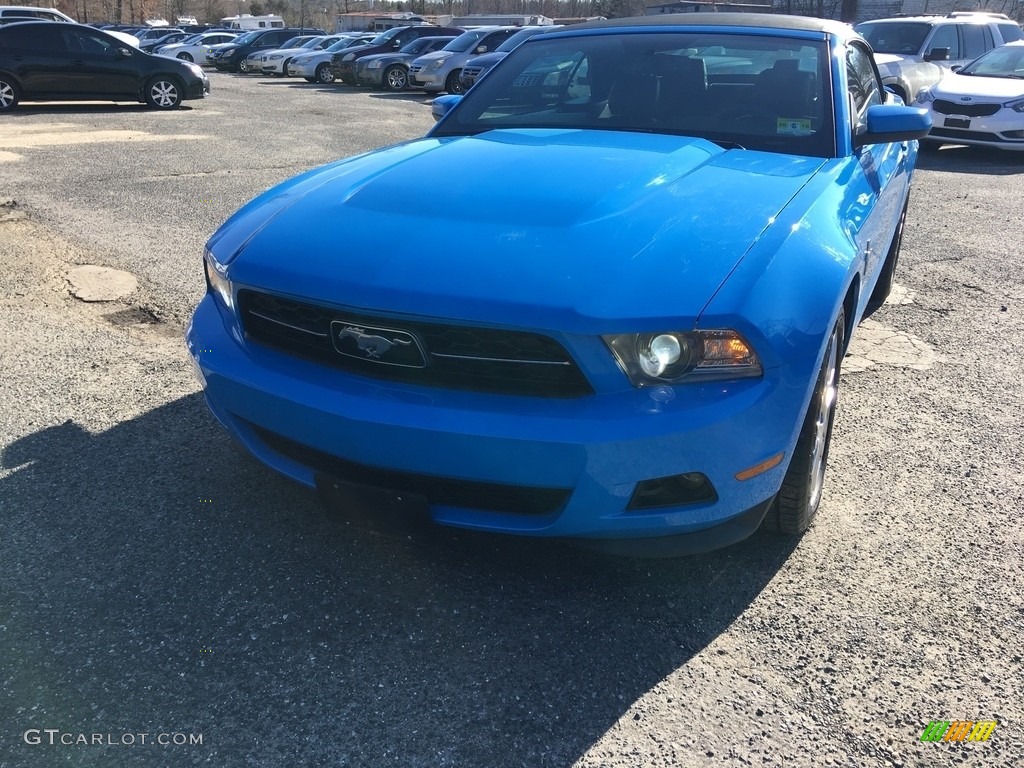 2012 Mustang V6 Convertible - Grabber Blue / Charcoal Black photo #10