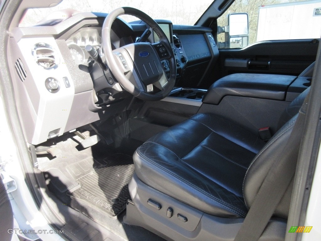 2014 F250 Super Duty Lariat Crew Cab 4x4 - White Platinum Tri-Coat / Black photo #26