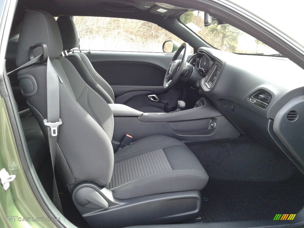 2018 Challenger SXT - F8 Green / Black photo #14