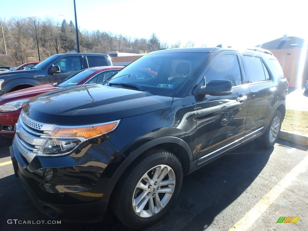 2014 Explorer XLT 4WD - Tuxedo Black / Charcoal Black photo #1