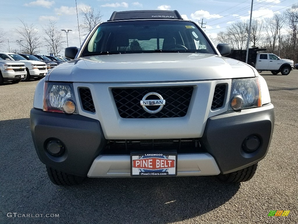 2012 Xterra S 4x4 - Brilliant Silver / Pro 4X Gray/Steel photo #2