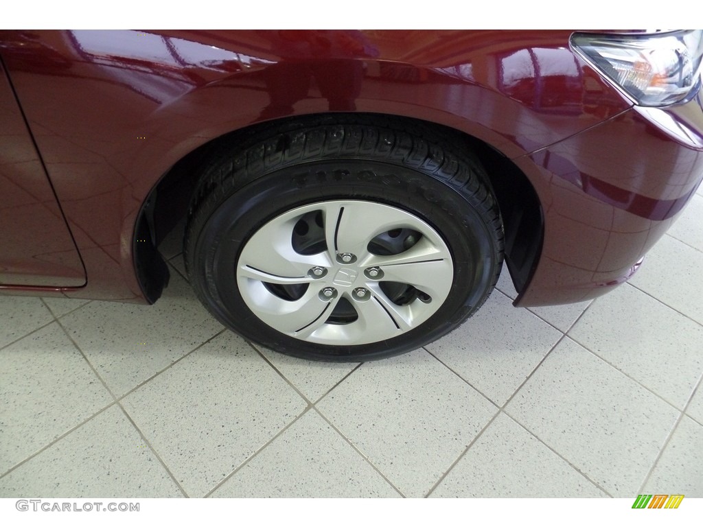 2015 Civic LX Sedan - Crimson Pearl / Beige photo #5
