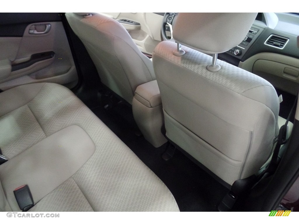 2015 Civic LX Sedan - Crimson Pearl / Beige photo #18