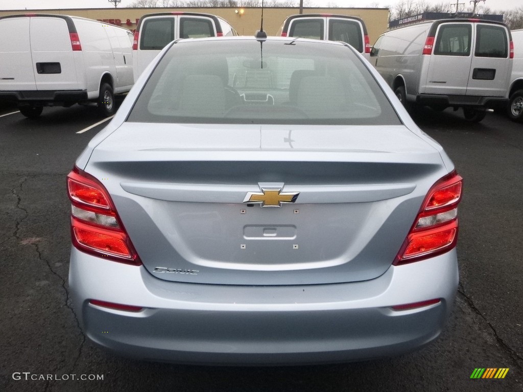 2018 Sonic LS Sedan - Arctic Blue Metallic / Jet Black photo #4