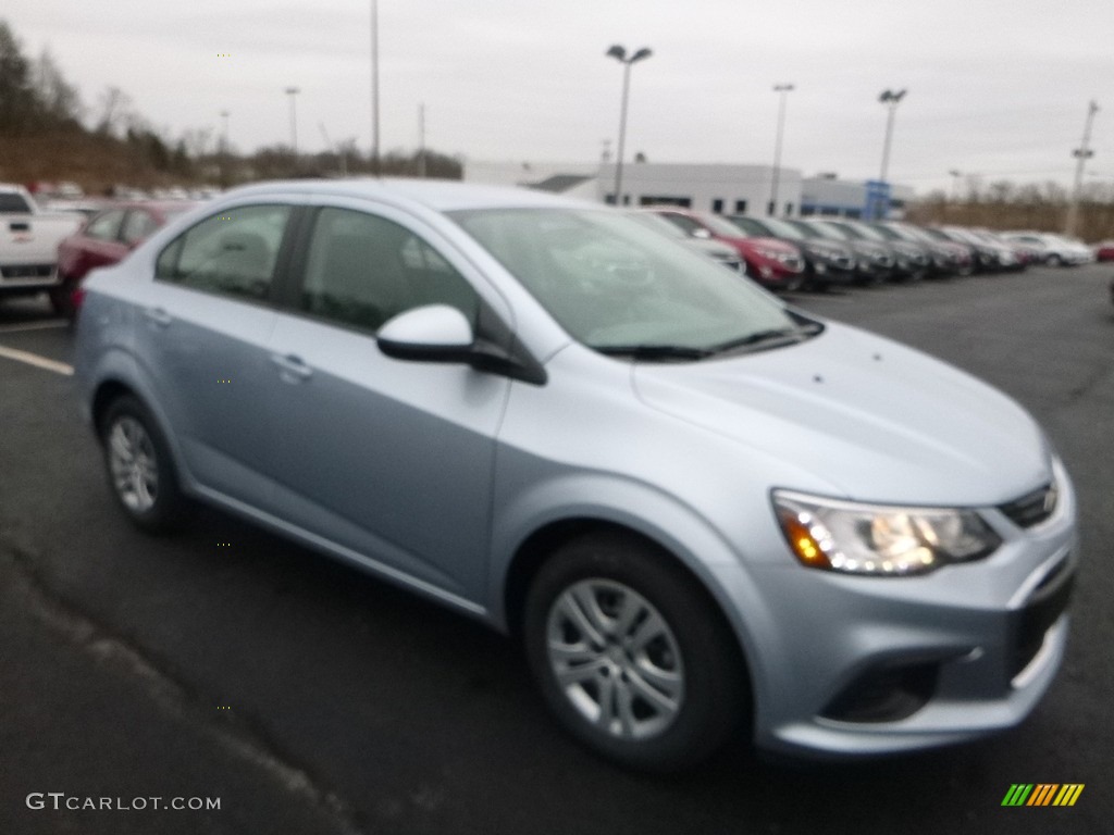 2018 Sonic LS Sedan - Arctic Blue Metallic / Jet Black photo #7