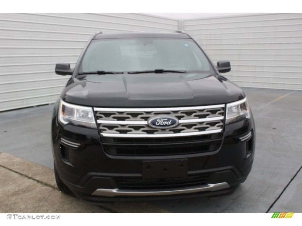 2018 Explorer XLT - Shadow Black / Ebony Black photo #2