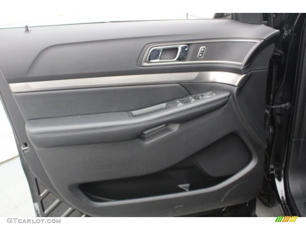 2018 Explorer XLT - Shadow Black / Ebony Black photo #10