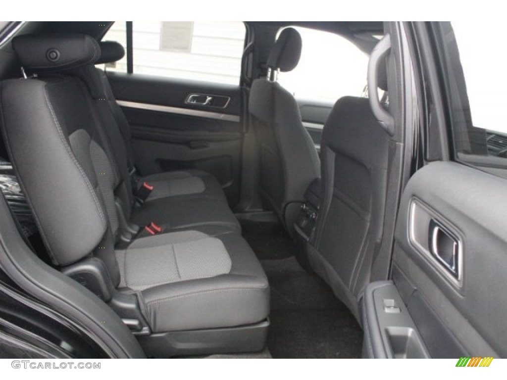 2018 Explorer XLT - Shadow Black / Ebony Black photo #28