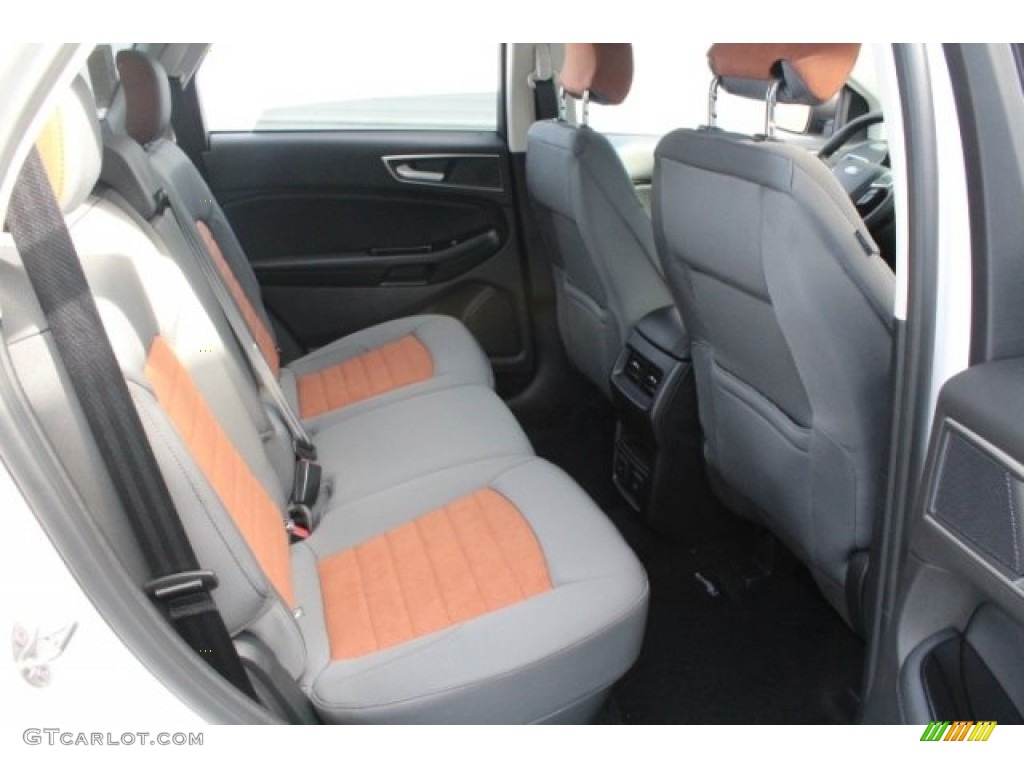 2018 Ford Edge SEL Rear Seat Photo #125138483