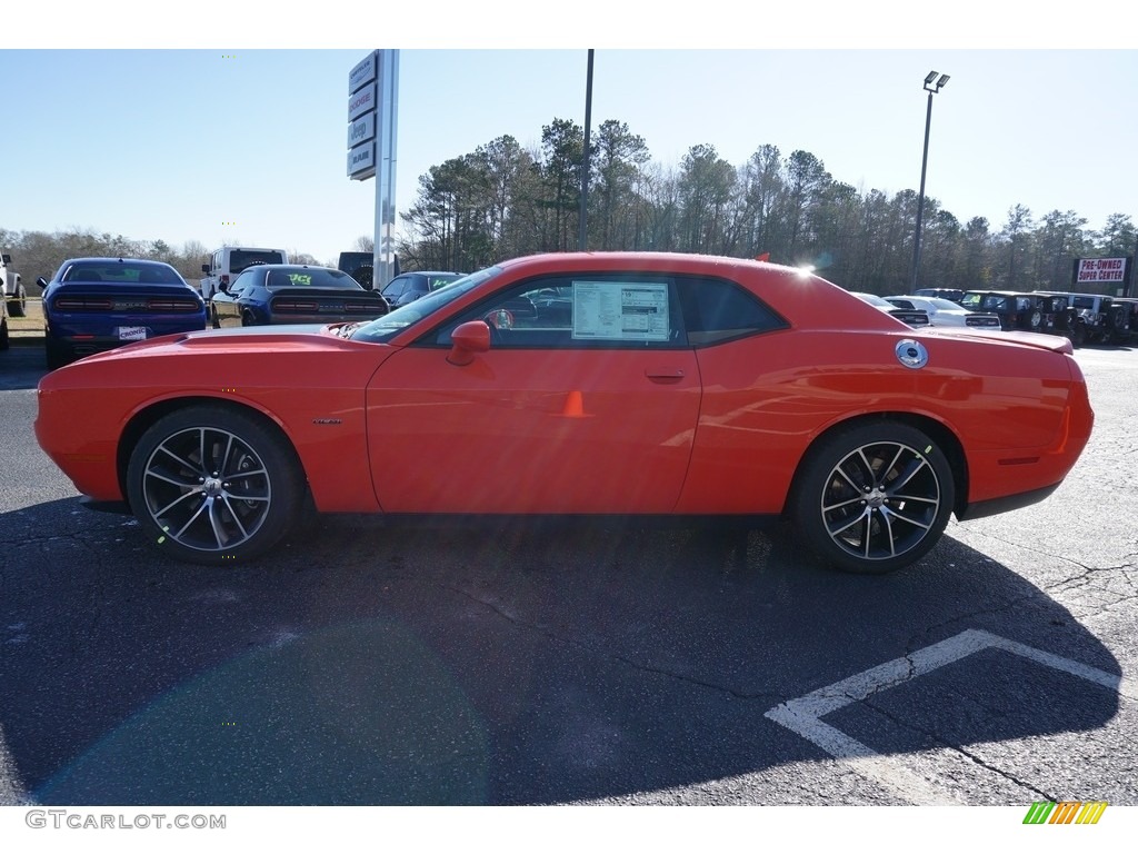 2018 Challenger R/T - Go Mango / Black photo #4