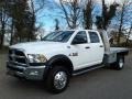 Bright White - 5500 Tradesman Crew Cab 4x4 Chassis Photo No. 2