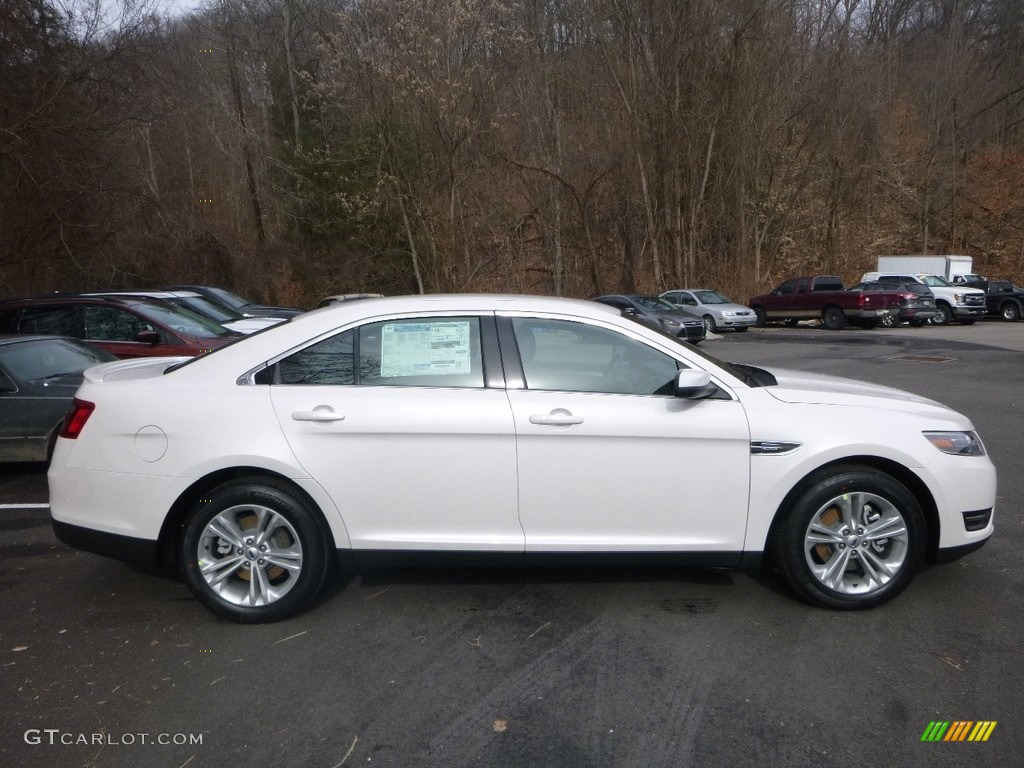 White Platinum 2018 Ford Taurus SEL AWD Exterior Photo #125151521