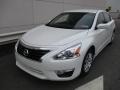 Pearl White - Altima 2.5 S Photo No. 10