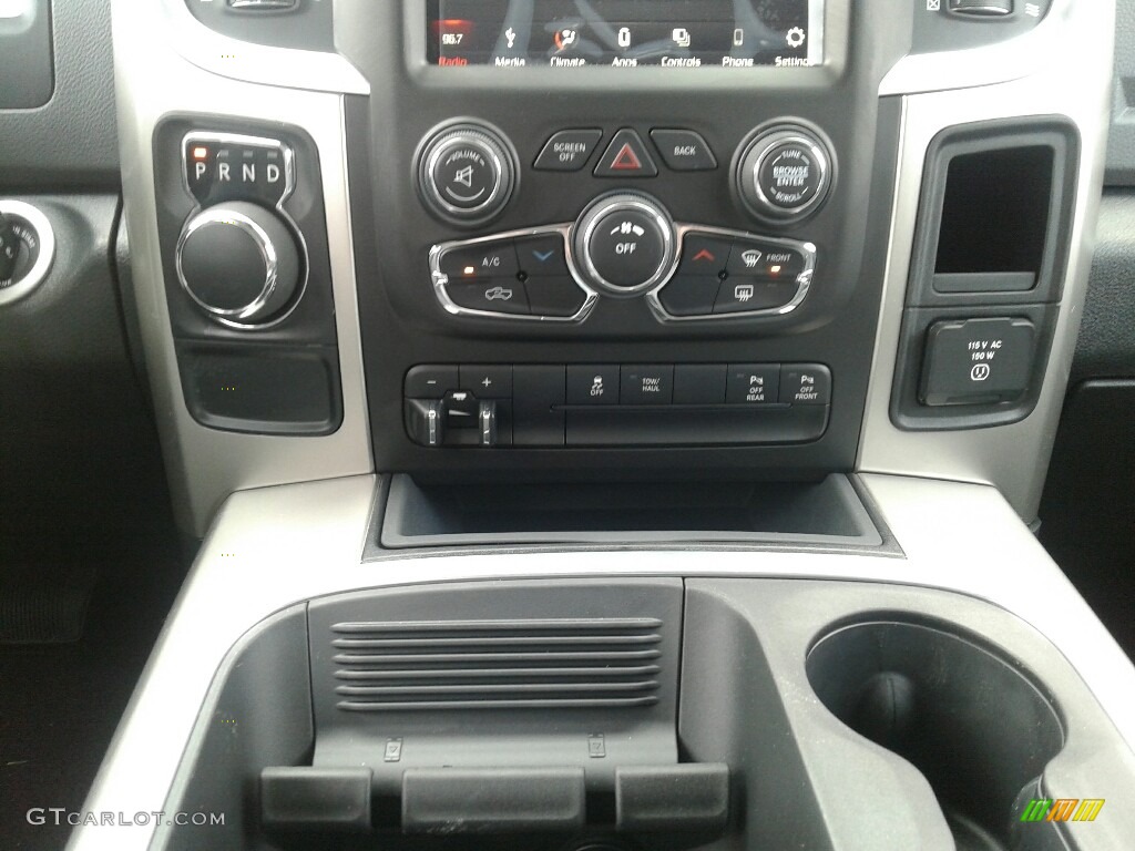 2018 1500 Big Horn Quad Cab - Bright White / Black/Diesel Gray photo #16