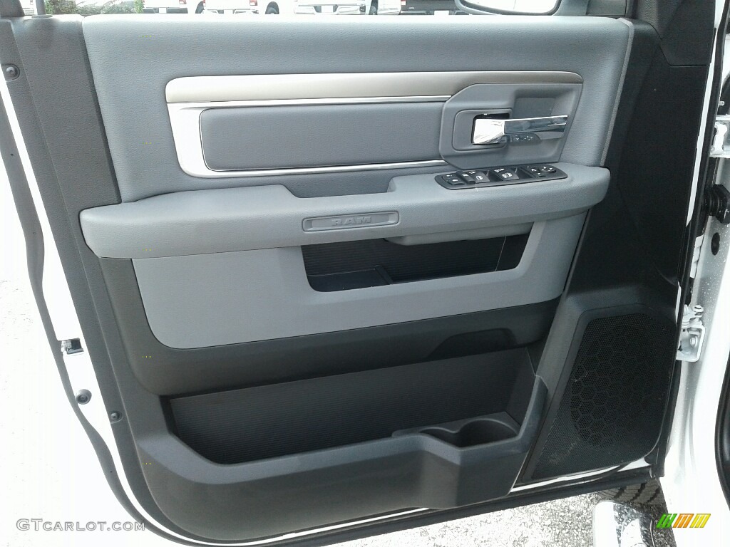 2018 1500 Big Horn Quad Cab - Bright White / Black/Diesel Gray photo #17