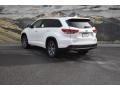 Blizzard White Pearl - Highlander XLE AWD Photo No. 3