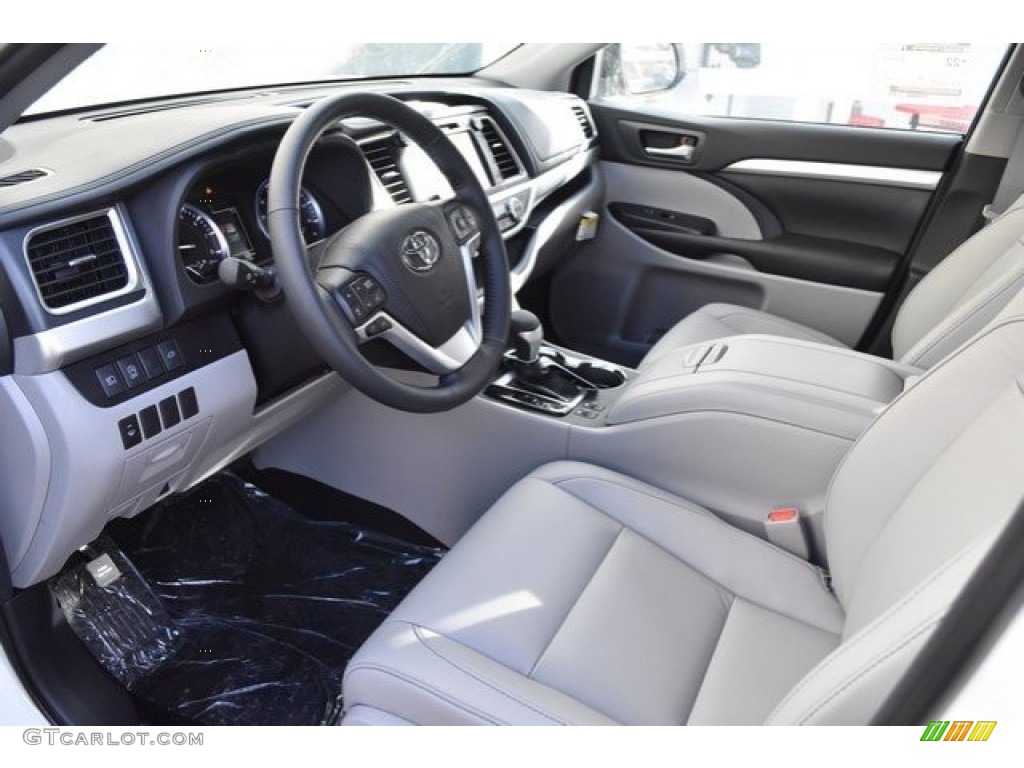 2018 Highlander XLE AWD - Blizzard White Pearl / Ash photo #5