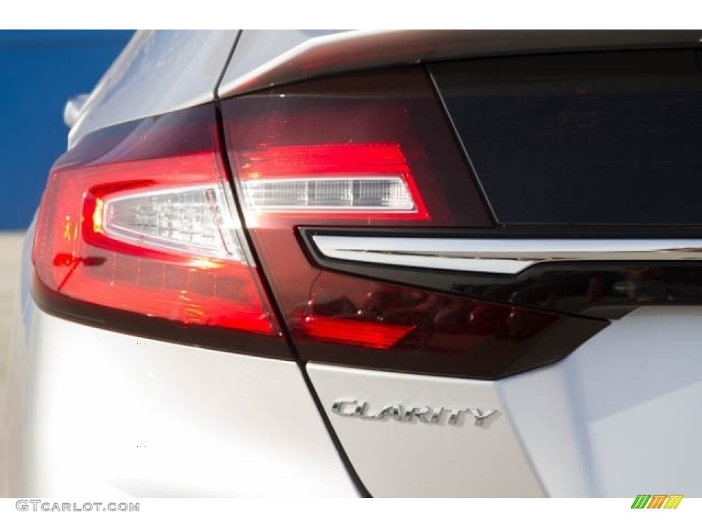 2018 Honda Clarity Plug In Hybrid Marks and Logos Photo #125157371