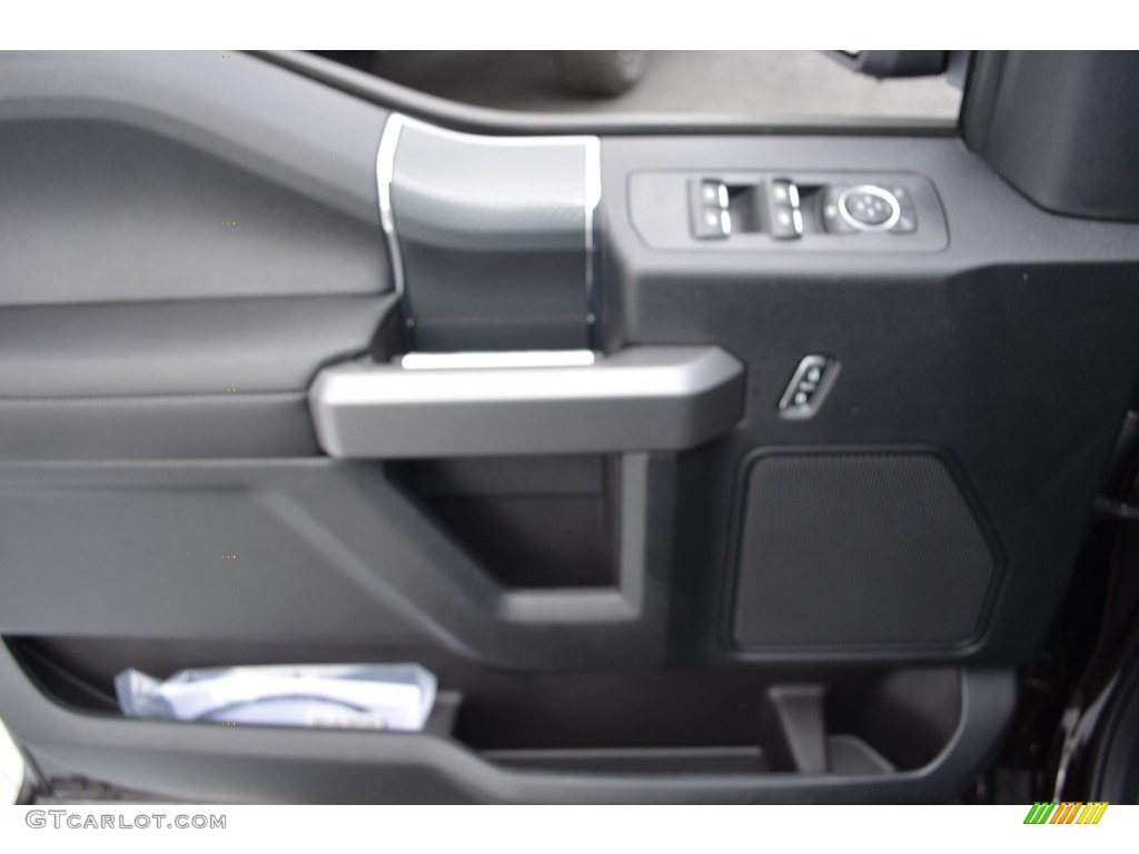 2018 F150 XLT SuperCrew - Magma Red / Earth Gray photo #7