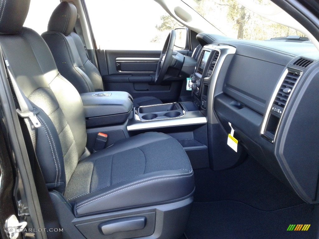 2018 1500 Sport Quad Cab 4x4 - Brilliant Black Crystal Pearl / Black photo #14