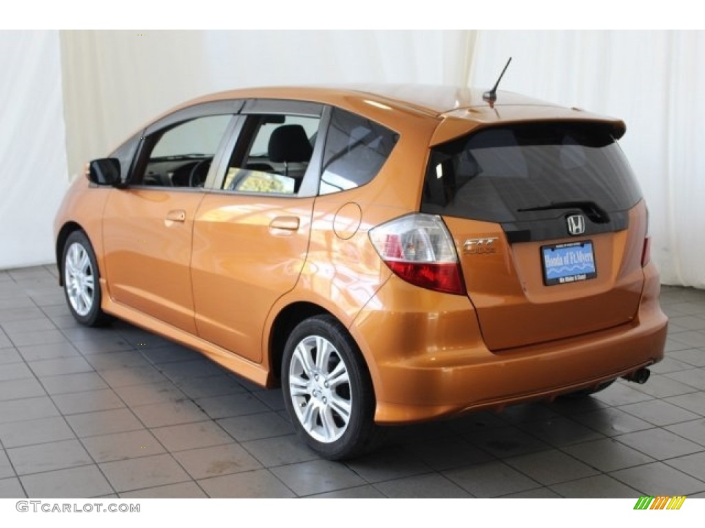 2010 Fit Sport - Orange Revolution Metallic / Sport Black photo #7