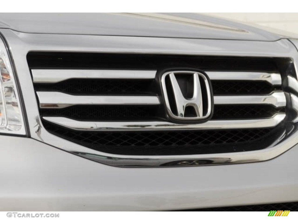 2015 Pilot EX - Alabaster Silver Metallic / Gray photo #8