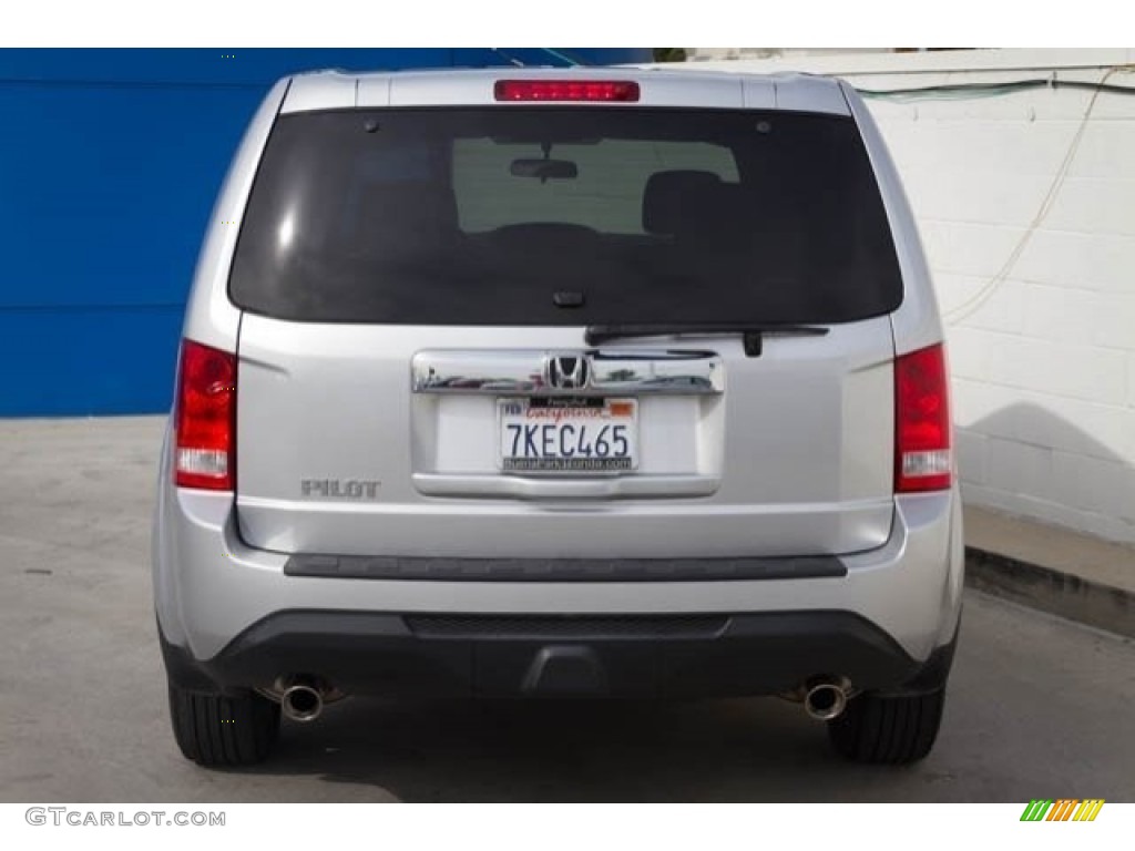 2015 Pilot EX - Alabaster Silver Metallic / Gray photo #10