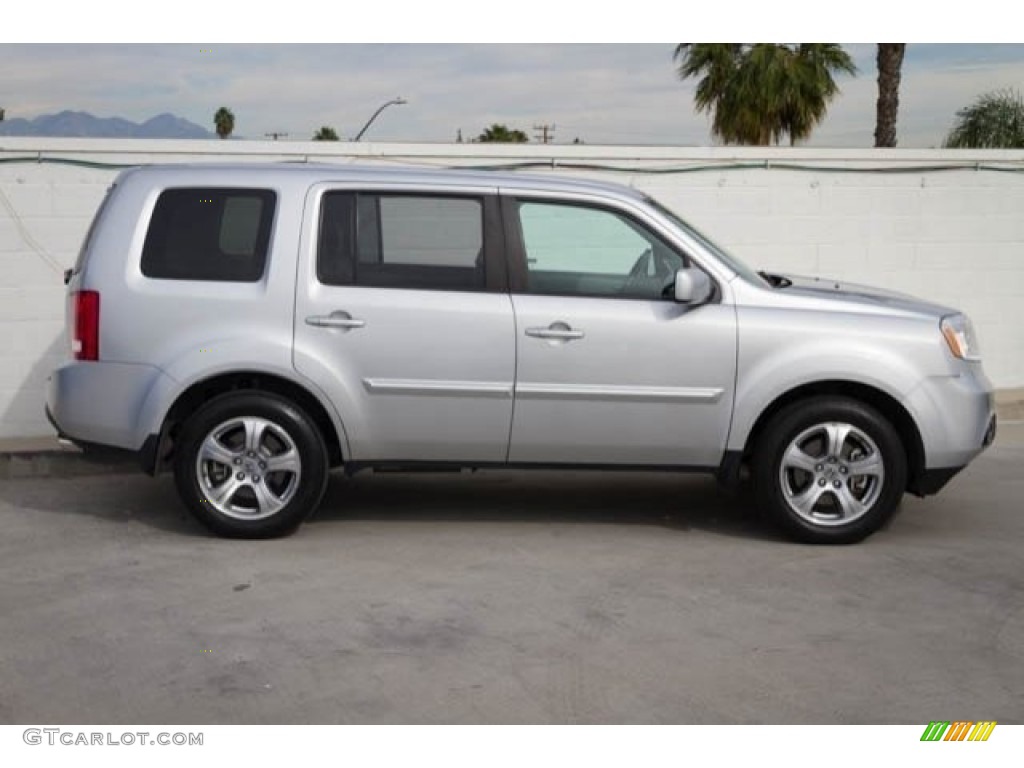 2015 Pilot EX - Alabaster Silver Metallic / Gray photo #13
